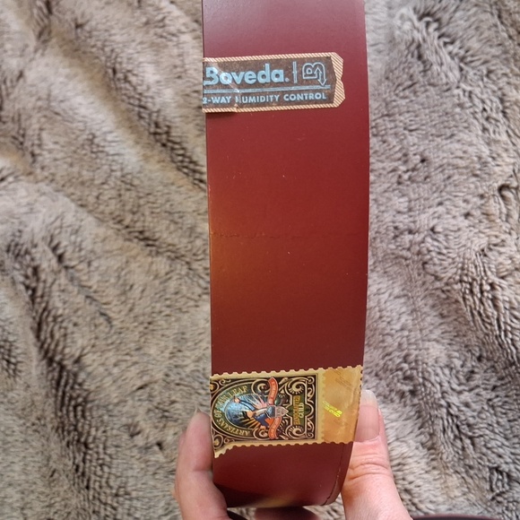 💜 3/$20 Beautiful Circular Cigar Box - Picture 5 of 7